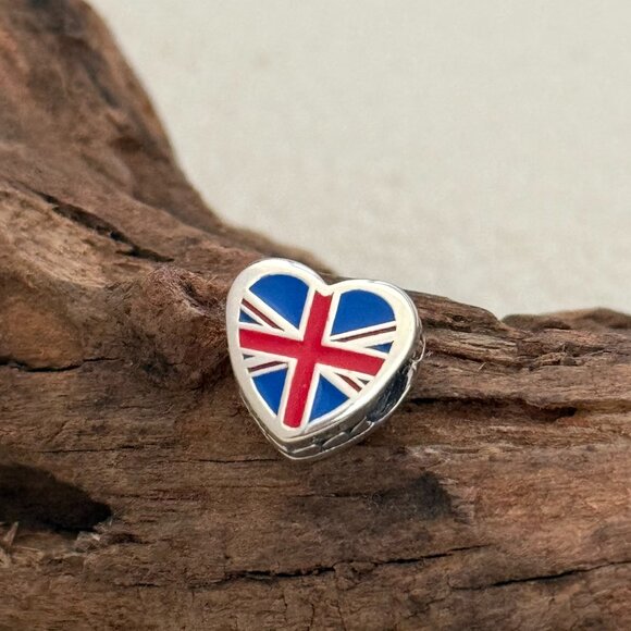 Pandora England Exclusive Heart Bead S925 Silver Charm - Picture 1 of 3
